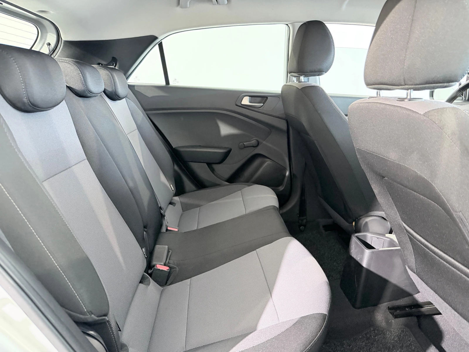 Hyundai I20 1.2 Cool, снимка 14 - Автомобили и джипове - 54255218