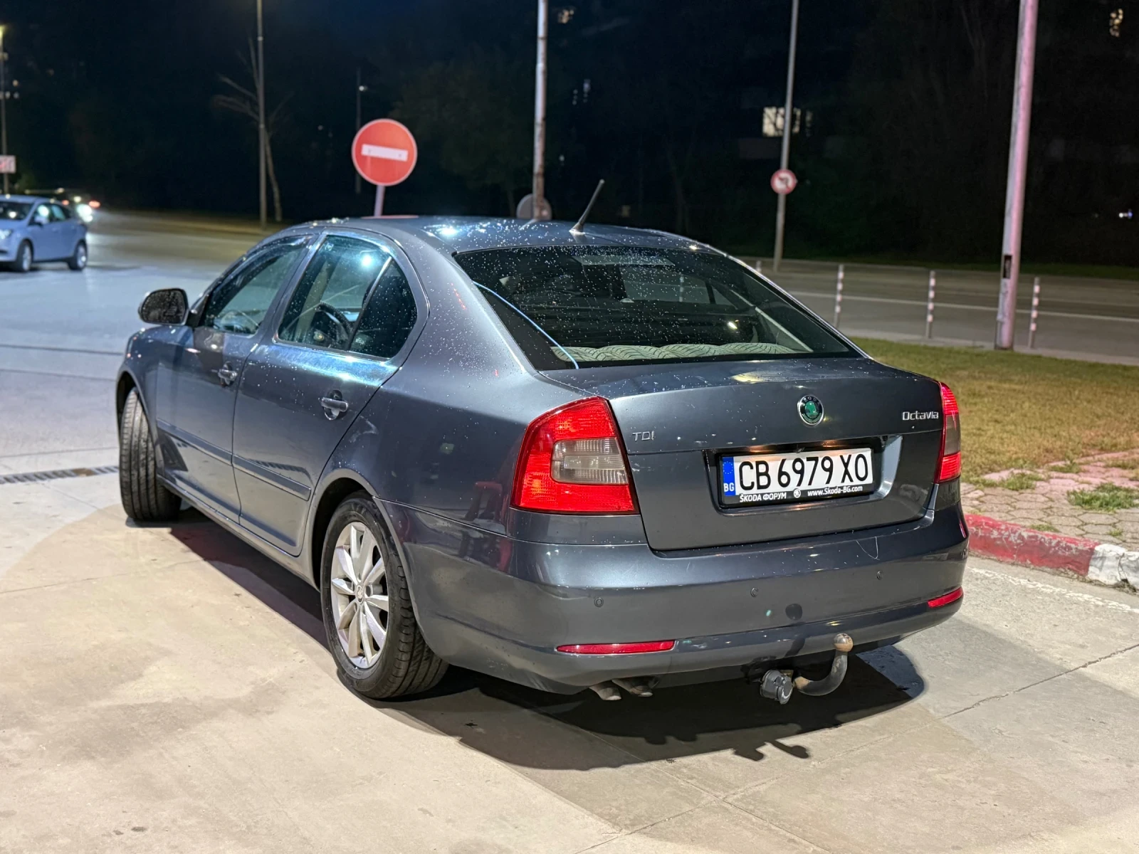 Skoda Octavia 1.9 TDI, снимка 2 - Автомобили и джипове - 54382703