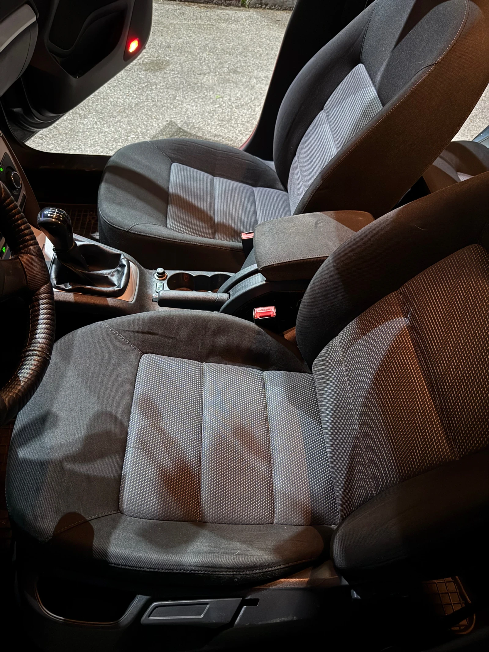 Skoda Octavia 1.9 TDI, снимка 8 - Автомобили и джипове - 54382703