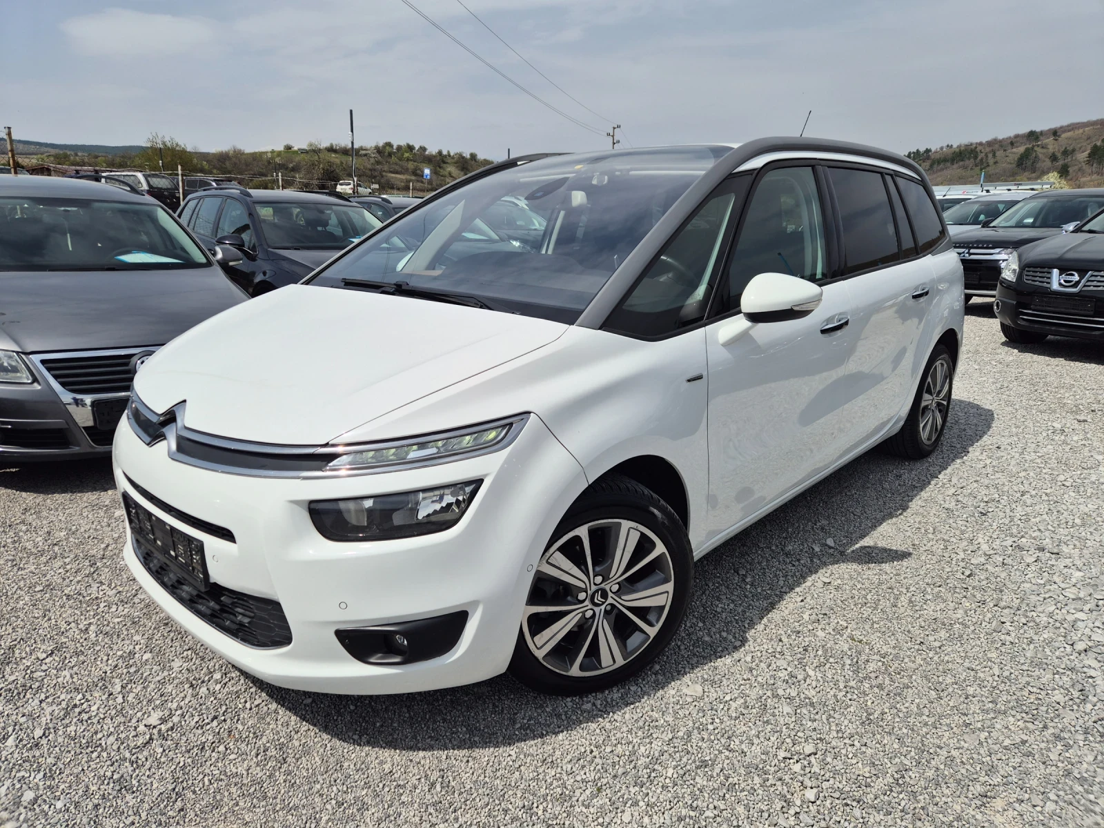 Citroen Grand C4 Picasso 1.6 HDI, снимка 2 - Автомобили и джипове - 54423240
