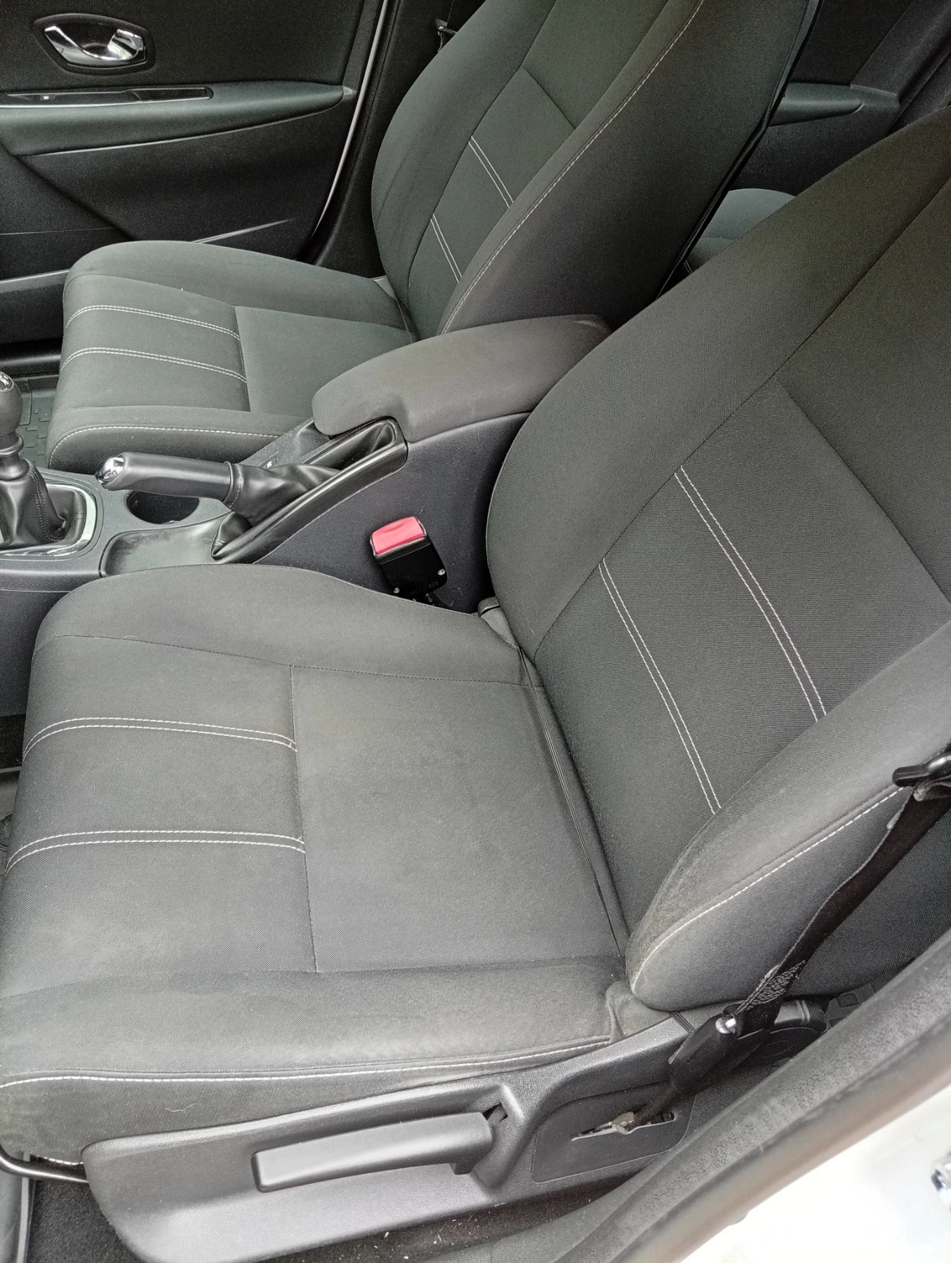 Renault Megane 1.2 turbo euro-6B, снимка 10 - Автомобили и джипове - 54478120