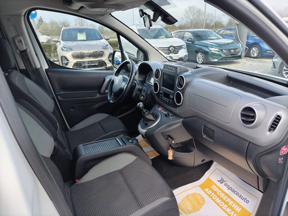 Peugeot Partner 1.6 HDI/120к.с., снимка 13 - Автомобили и джипове - 54644465