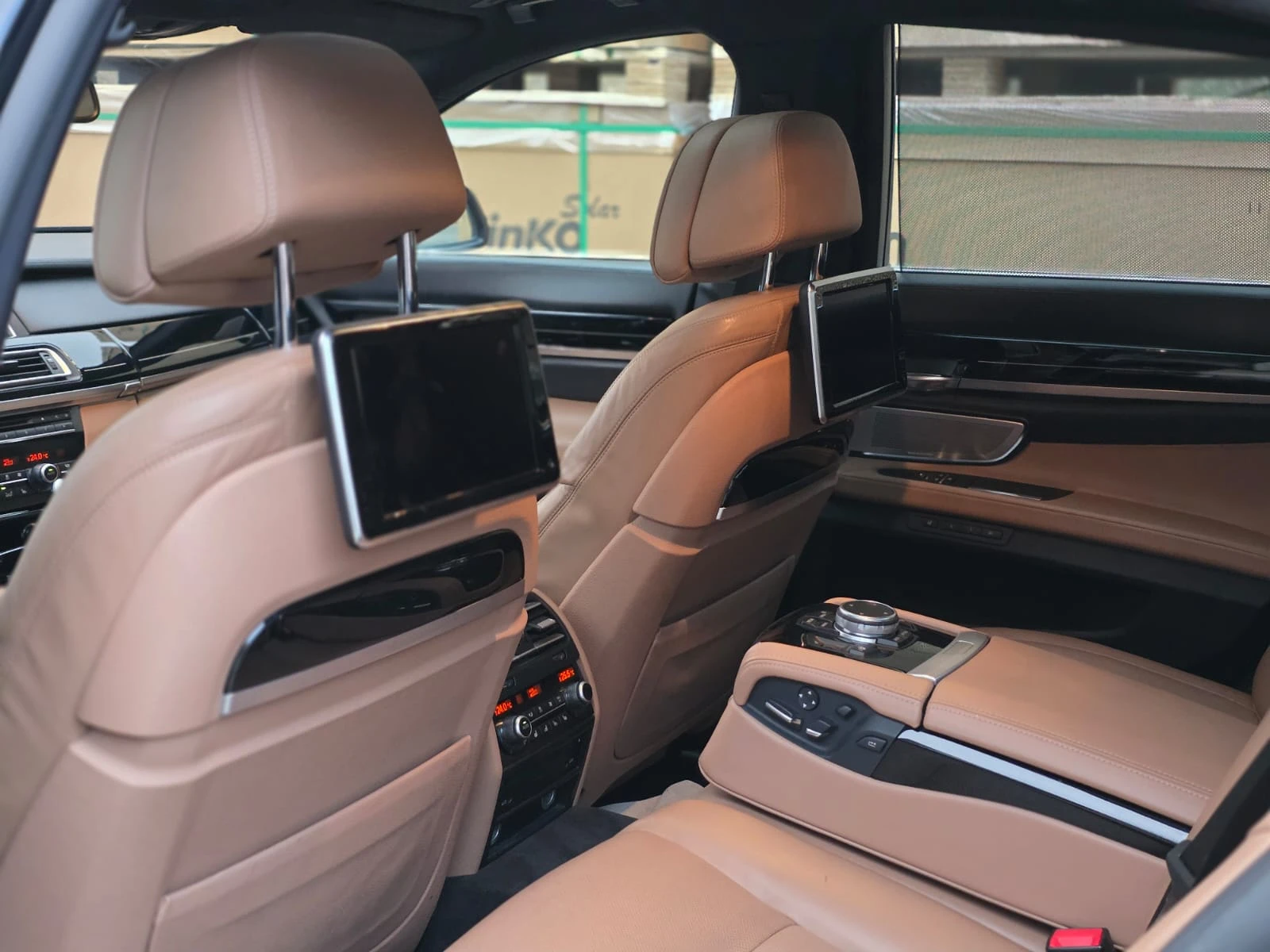 BMW 750 750 D X DRIVE, снимка 12 - Автомобили и джипове - 54765724