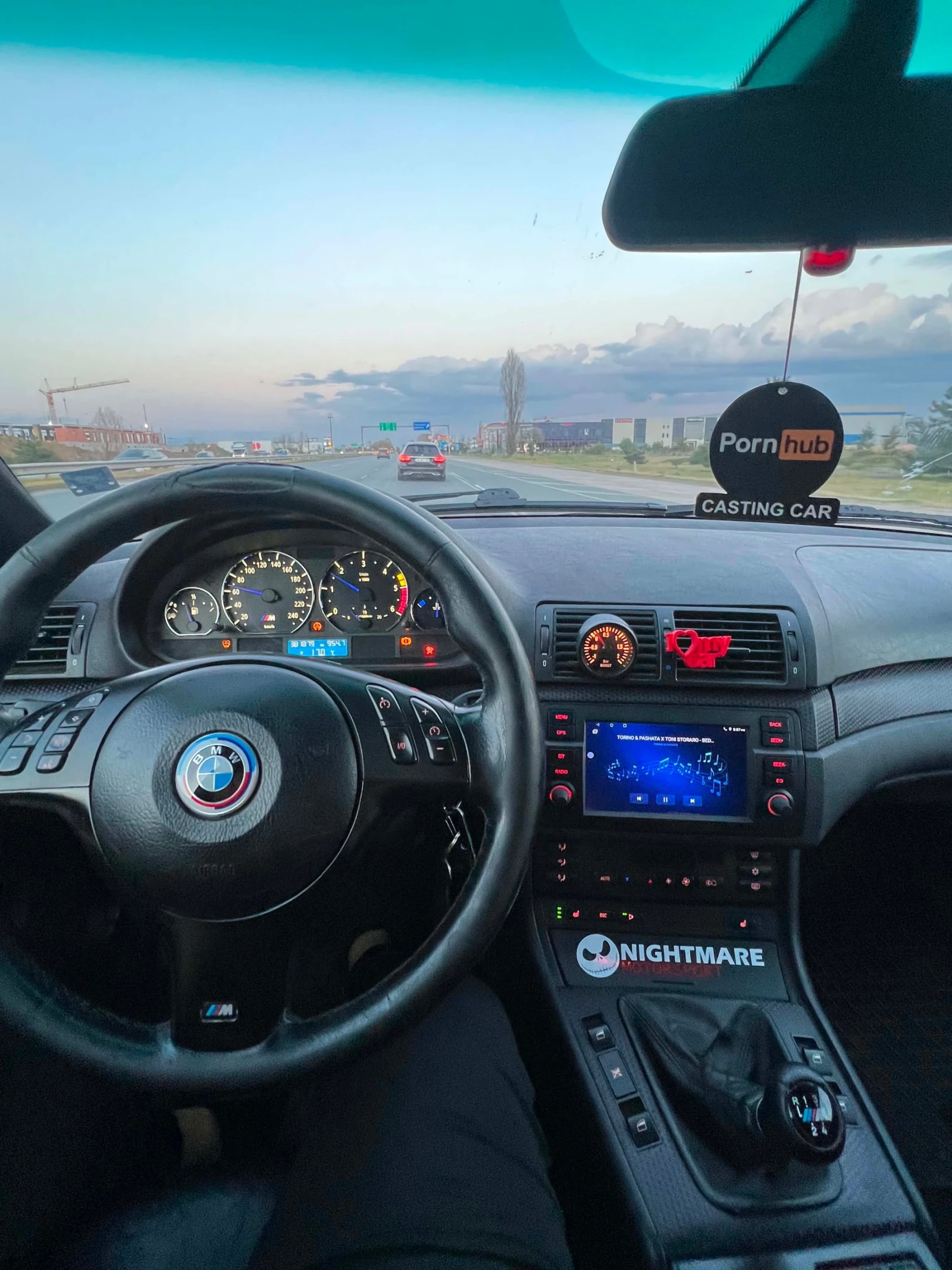 BMW 330 330d+ + На Задно , снимка 6 - Автомобили и джипове - 54810524