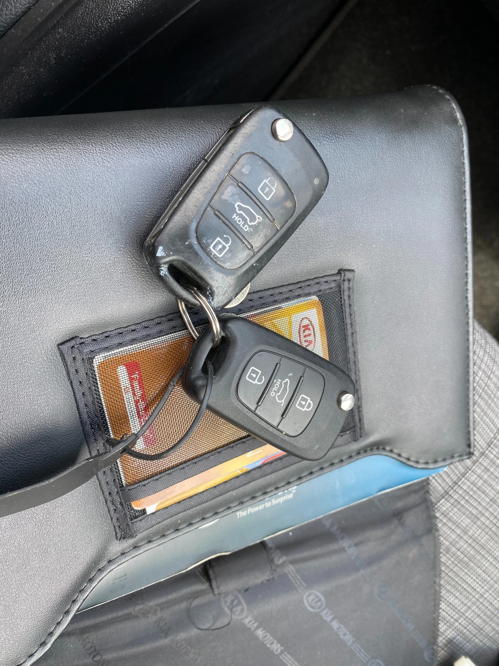 Kia Venga 1.4CRDi 2013г., снимка 10 - Автомобили и джипове - 55009436