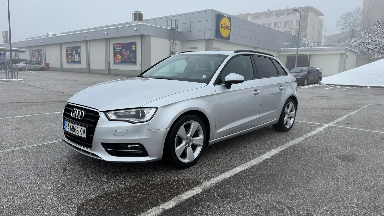 Audi A3 Sportback, снимка 2 - Автомобили и джипове - 55143380
