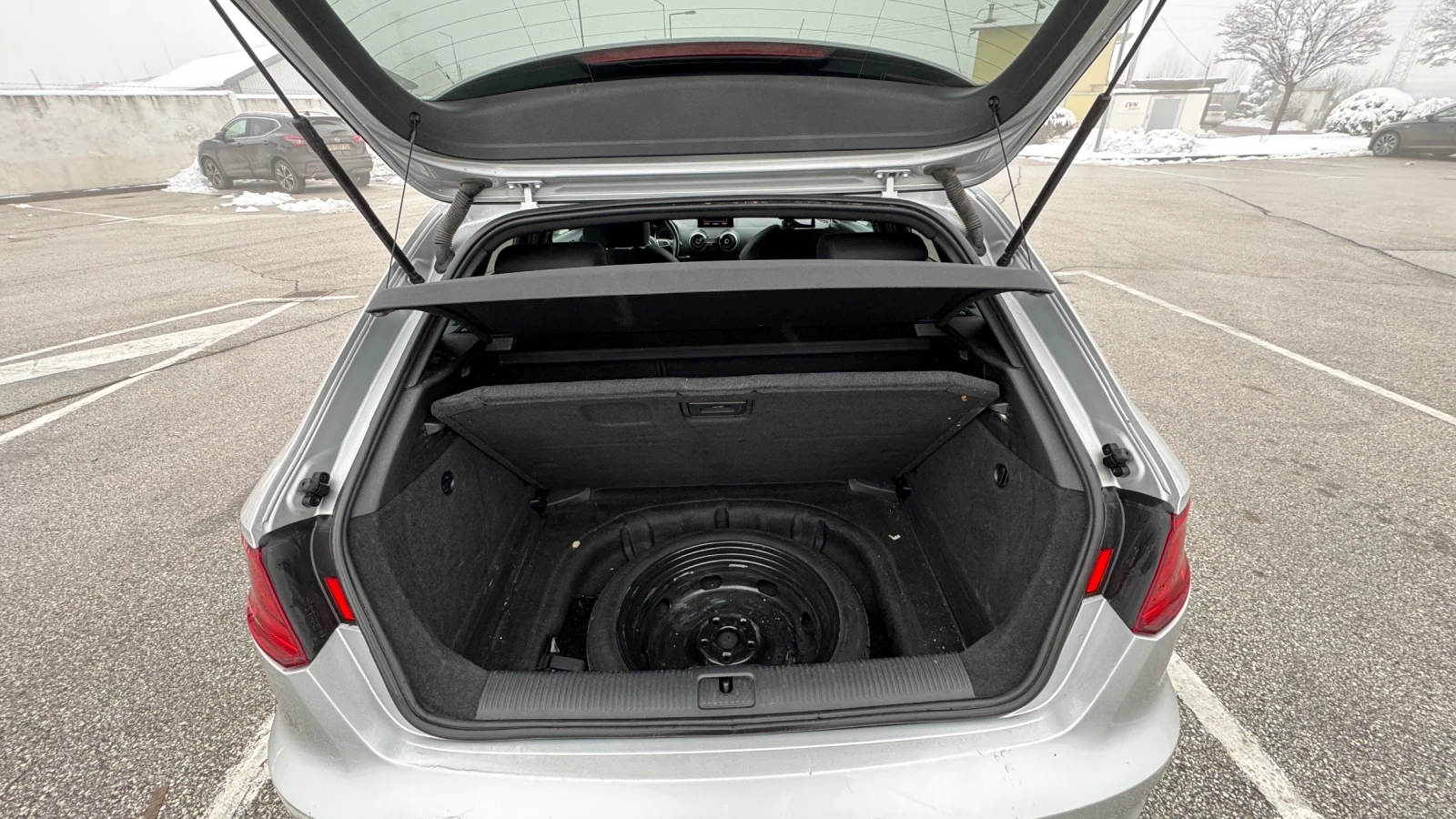 Audi A3 Sportback, снимка 17 - Автомобили и джипове - 55143380