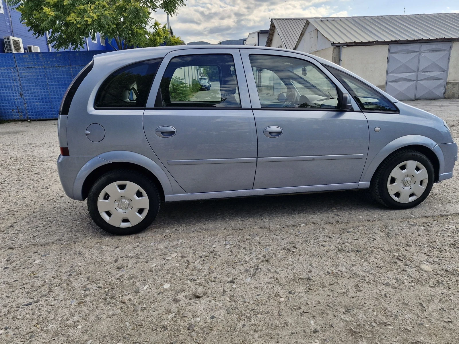 Opel Meriva 1.6 бензин 101к.с. Автоматик , снимка 4 - Автомобили и джипове - 55235336