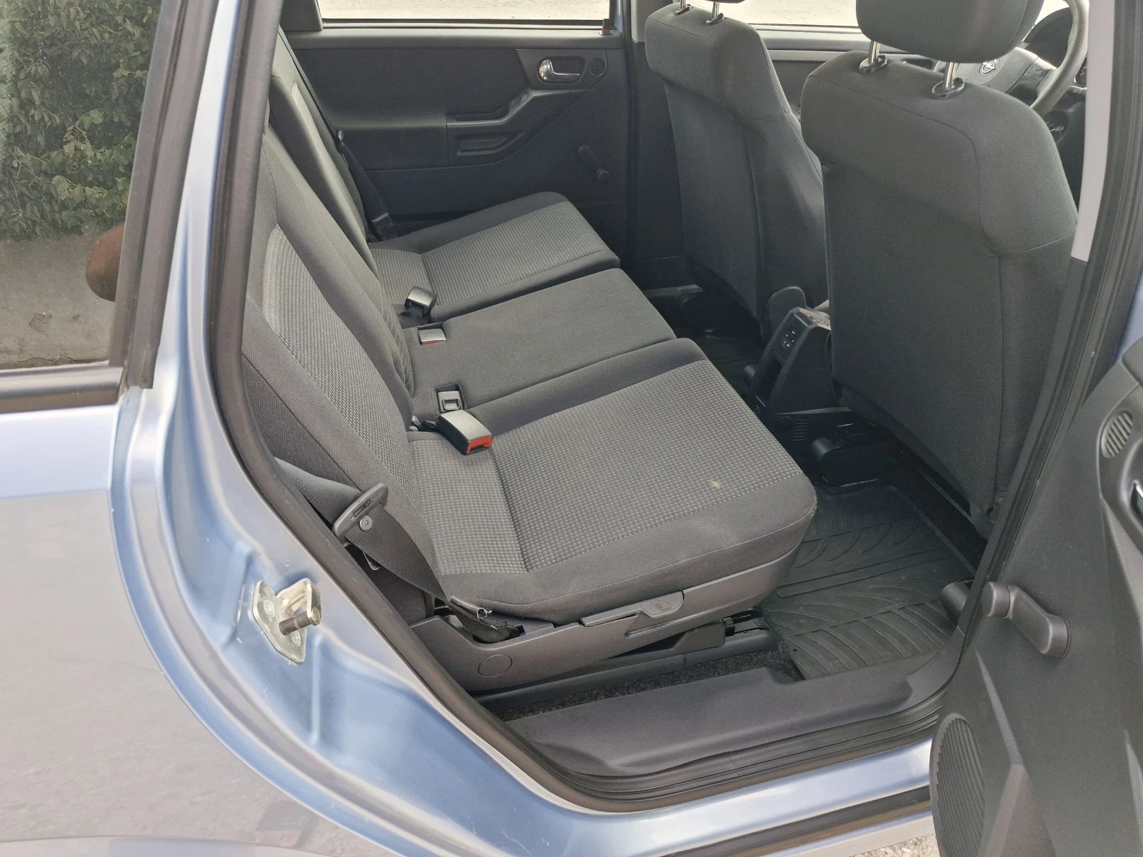 Opel Meriva 1.6 бензин 101к.с. Автоматик , снимка 13 - Автомобили и джипове - 55235336