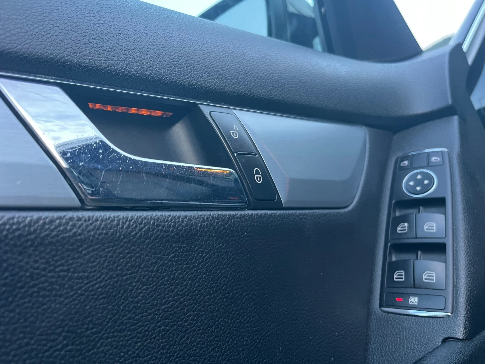 Mercedes-Benz C 200 AVANTGARDE OM646, снимка 11 - Автомобили и джипове - 55319328