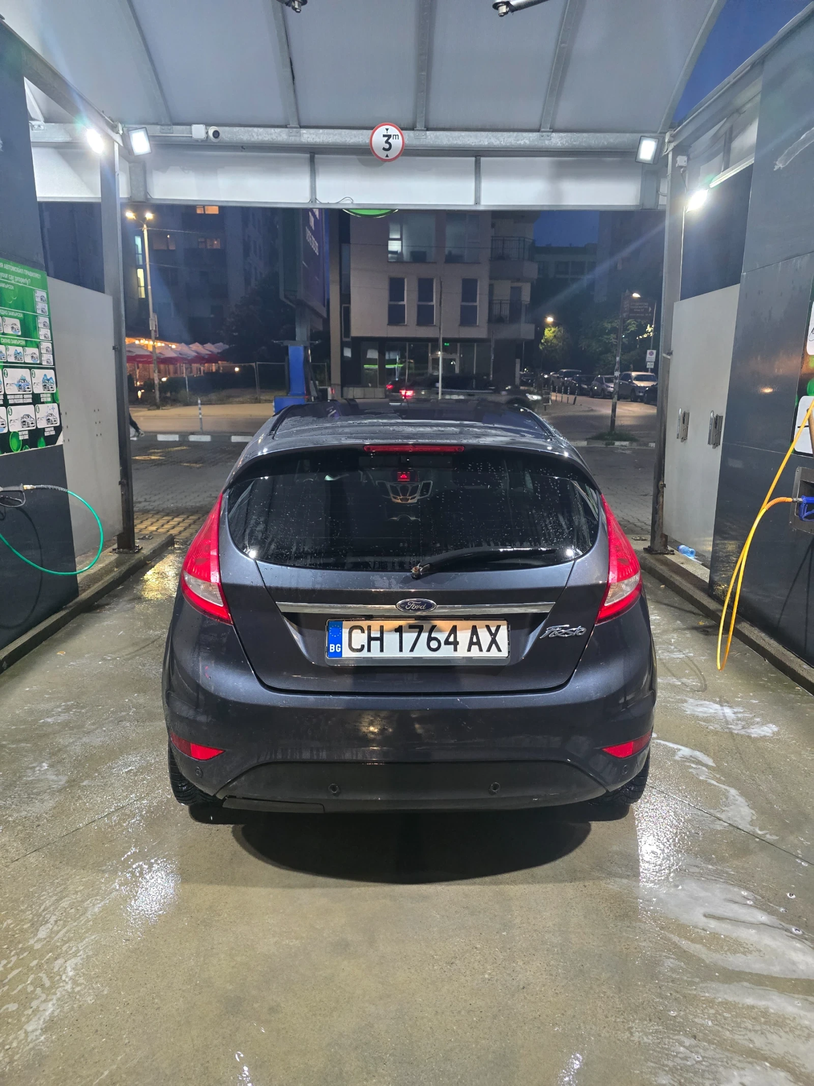 Ford Fiesta 1.4 Бензин/Газ, снимка 2 - Автомобили и джипове - 55344779