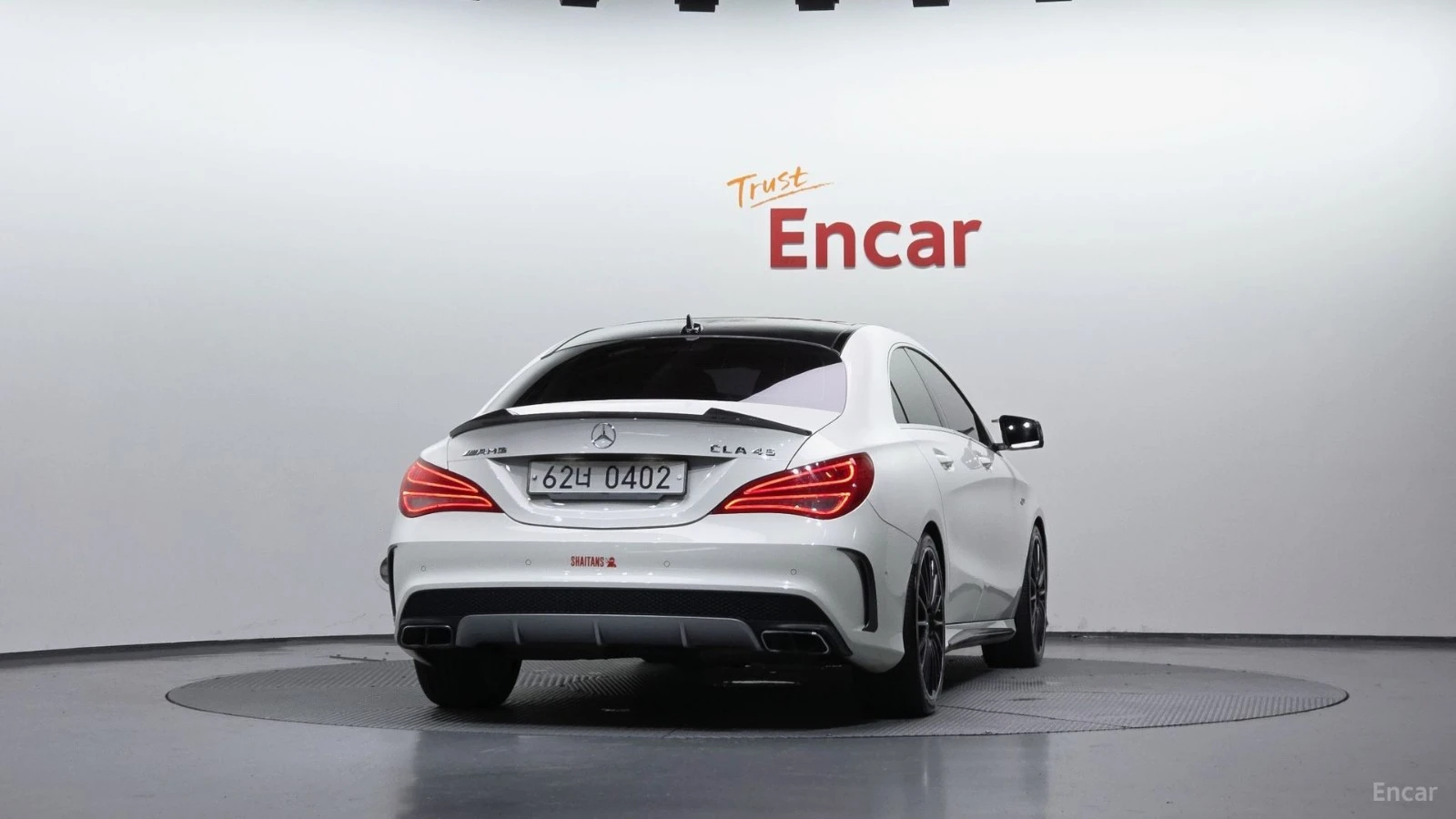 Mercedes-Benz CLA 45 AMG 4MATIC* AMBIENT* ПОДГРЕВ* ОБДУХВАНЕ* КАМЕРА* , снимка 4 - Автомобили и джипове - 55623292