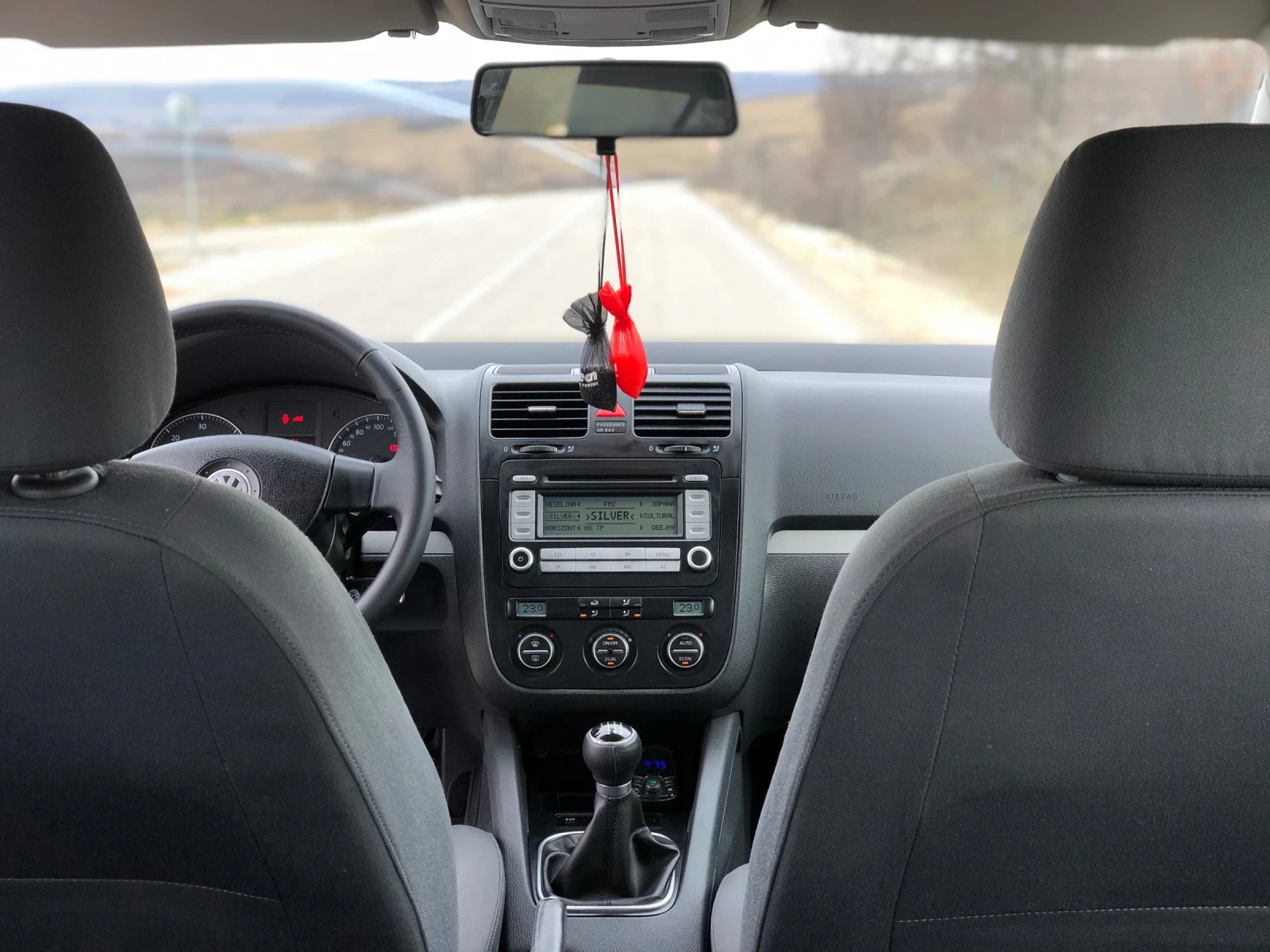 VW Golf 2.0TDI BMM, снимка 14 - Автомобили и джипове - 55989929