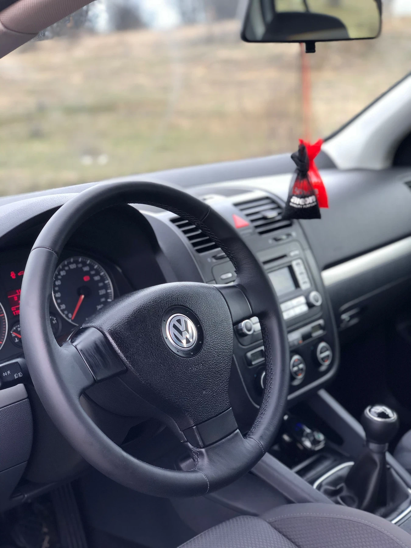 VW Golf 2.0TDI BMM, снимка 11 - Автомобили и джипове - 55989929