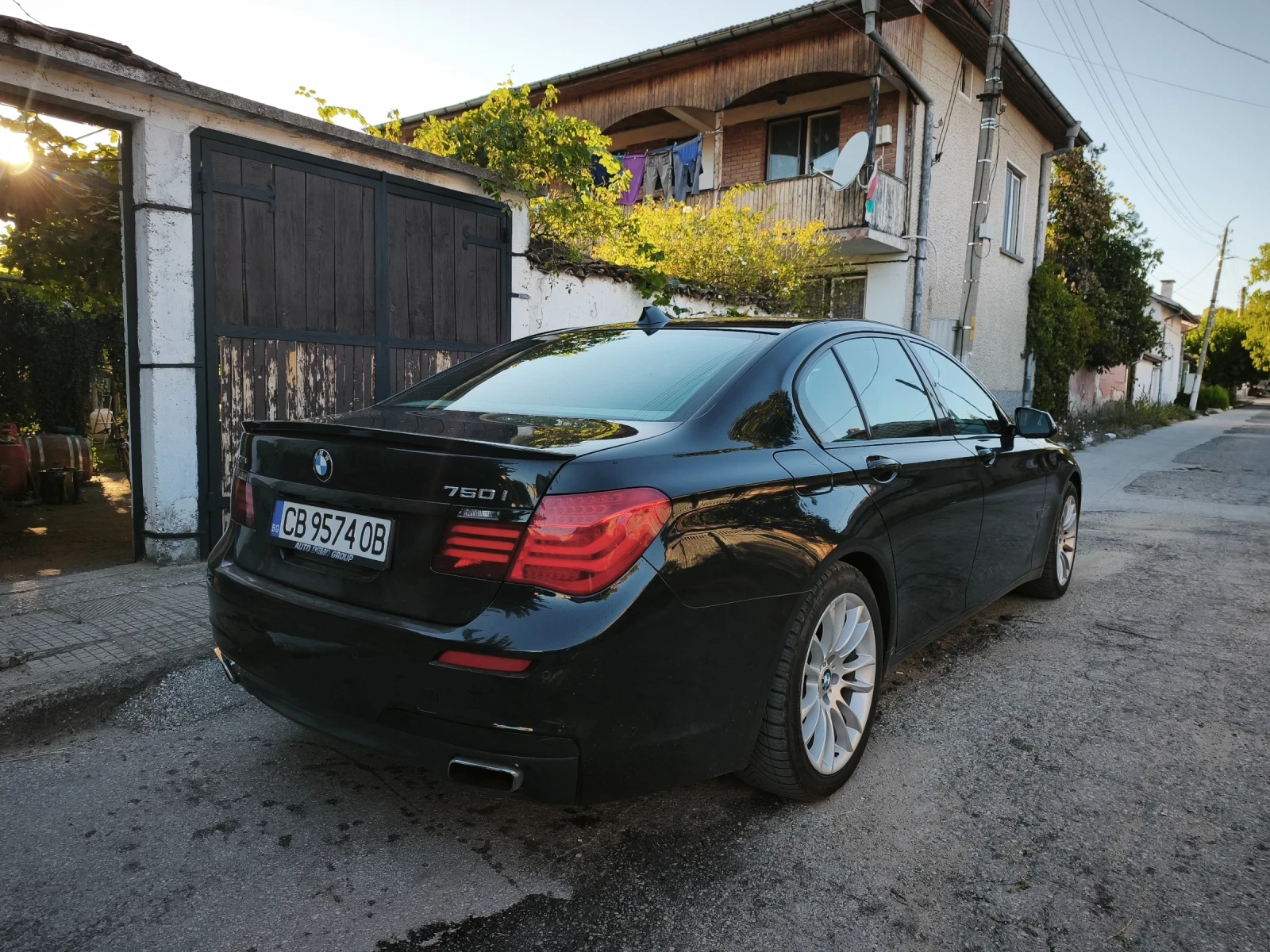 BMW 750 F01 LCI, снимка 3 - Автомобили и джипове - 56074927