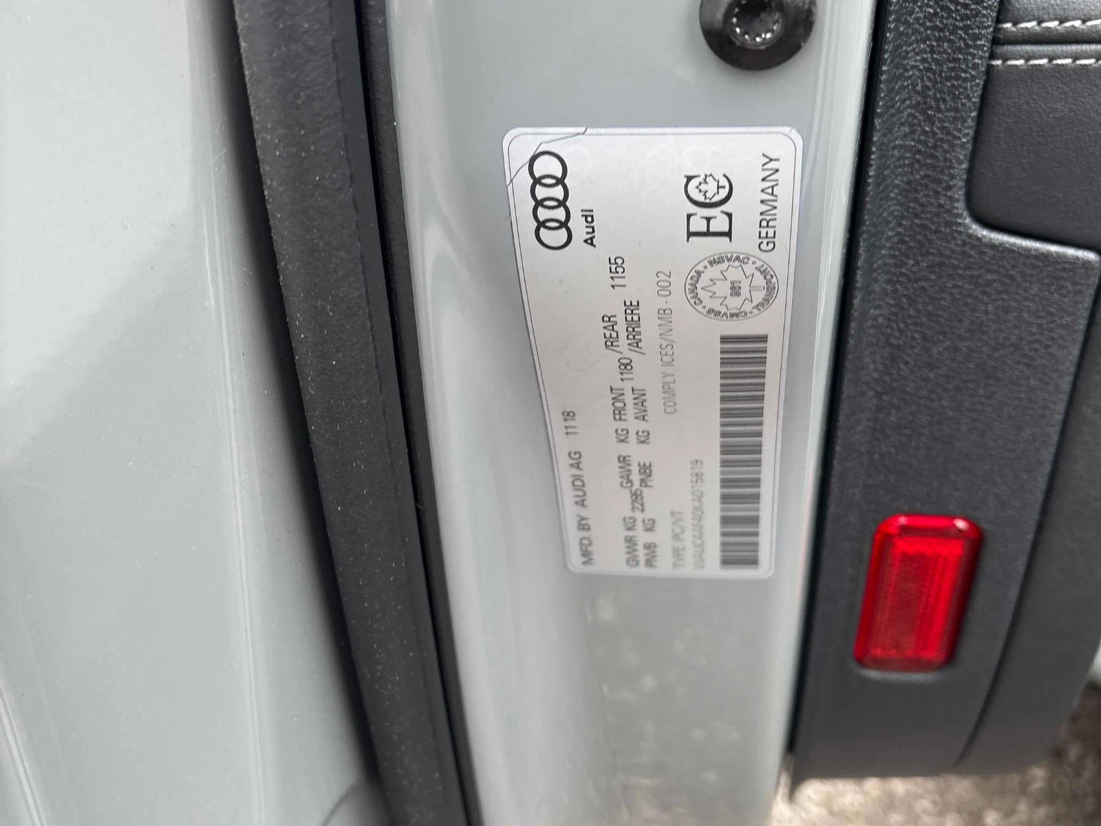 Audi S4 * АвтоКредит (ЦЕНА ДО БГ), снимка 10 - Автомобили и джипове - 56333055