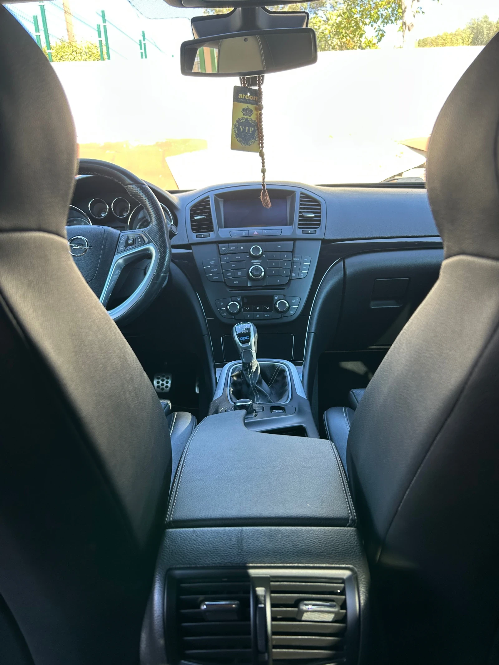 Opel Insignia, снимка 9 - Автомобили и джипове - 56345542