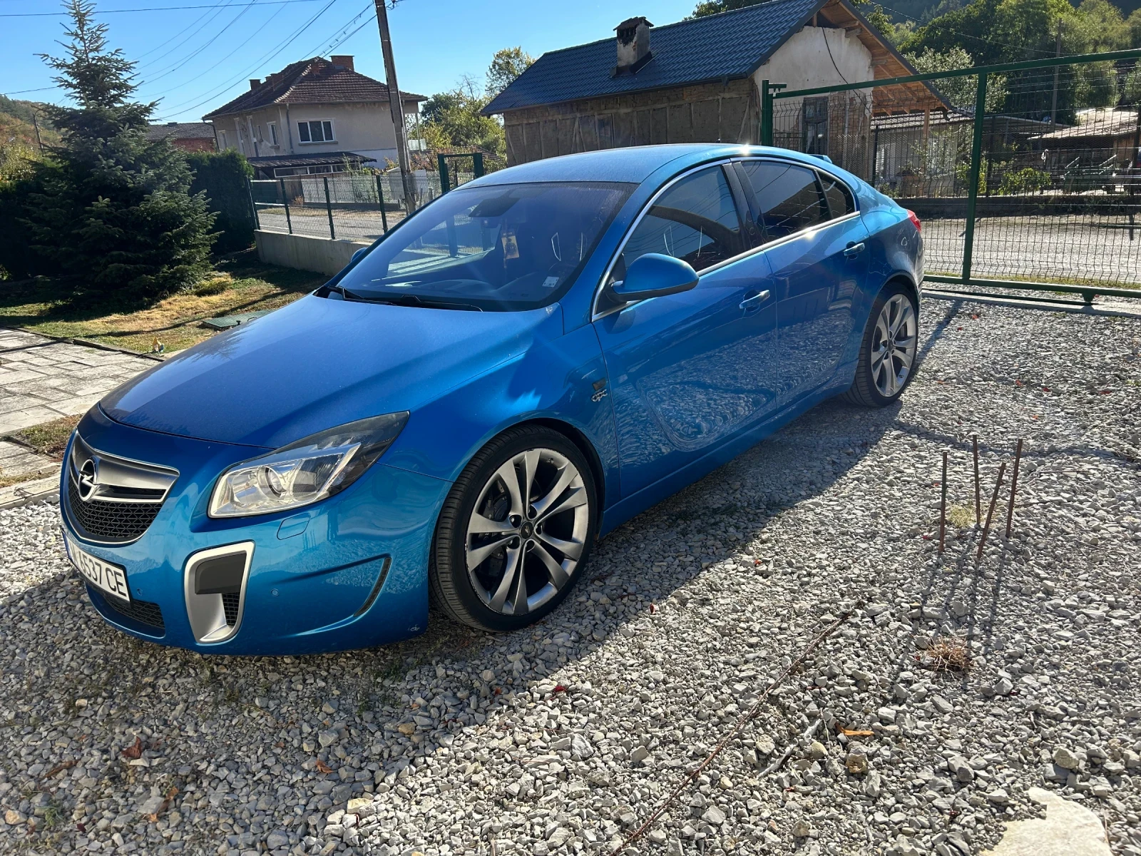 Opel Insignia, снимка 2 - Автомобили и джипове - 56345542