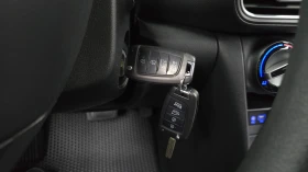 Hyundai Kona 1.6 CRDI / Автоматик / Пълна сервизна история !!!, снимка 15