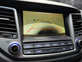 Hyundai Tucson 2.0 CRDi, снимка 16