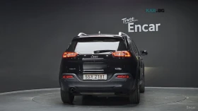 Jeep Cherokee 2.4* AWD* LONGITUDE HIGH* ПОДГРЕВ* ПАНОРАМА* КАМЕР, снимка 4