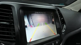 Jeep Cherokee 2.4* AWD* LONGITUDE HIGH* ПОДГРЕВ* ПАНОРАМА* КАМЕР, снимка 13