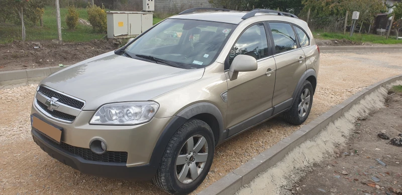 Chevrolet Captiva, снимка 2 - Автомобили и джипове - 47570688