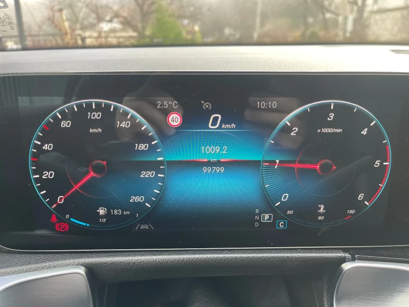 Mercedes-Benz GLB 200 D, снимка 5 - Автомобили и джипове - 52788558