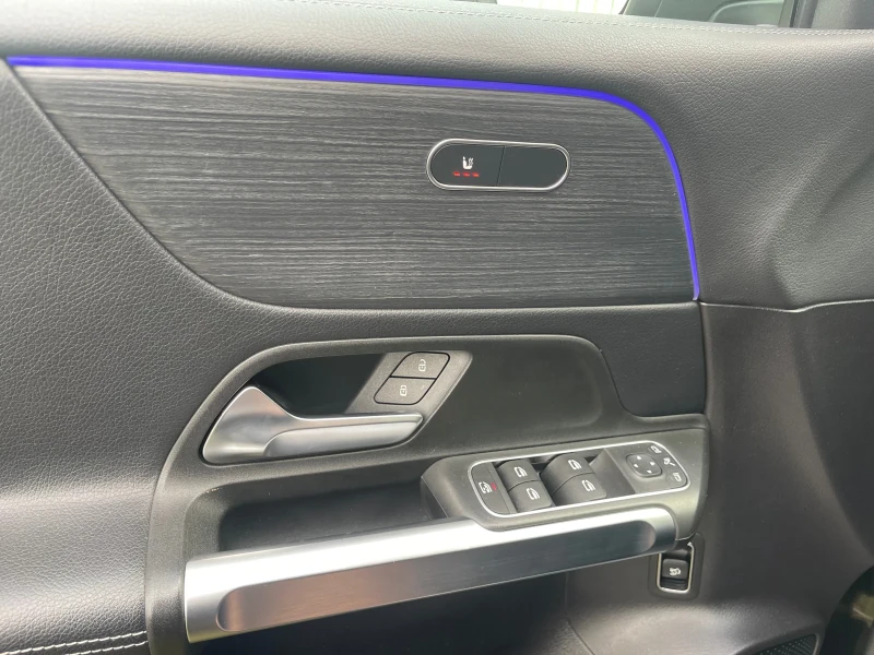 Mercedes-Benz GLB 200 D, снимка 7 - Автомобили и джипове - 52788558