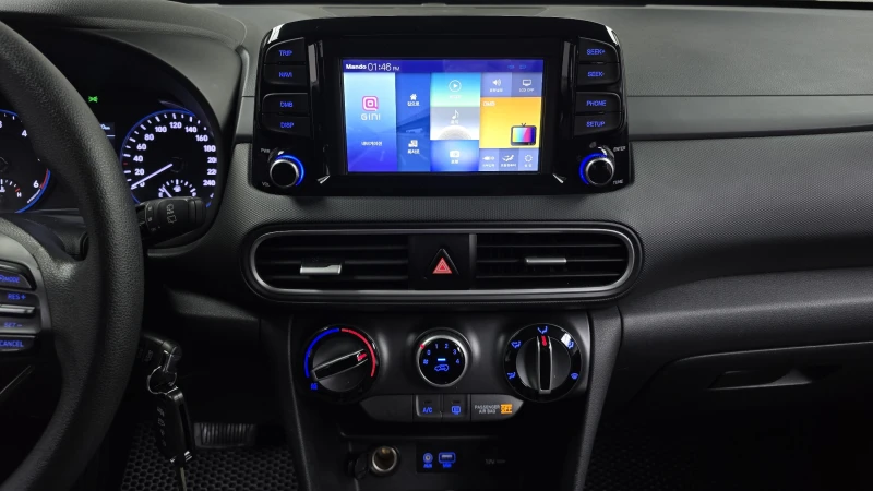 Hyundai Kona 1.6 CRDI / Автоматик / Пълна сервизна история !!!, снимка 11 - Автомобили и джипове - 53466228