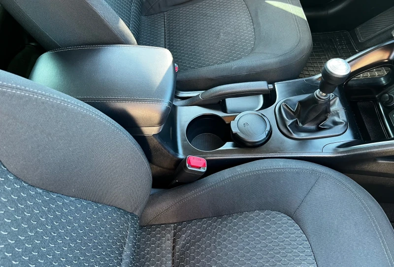 Hyundai IX35 2000 бензин, снимка 10 - Автомобили и джипове - 53500464