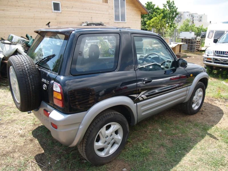 Toyota Rav4 2.0 128k.s, снимка 6 - Автомобили и джипове - 10658057