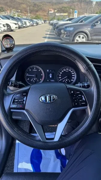 Hyundai Tucson 2.0 - САМО 30% АВАНС, снимка 9 - Автомобили и джипове - 56065843