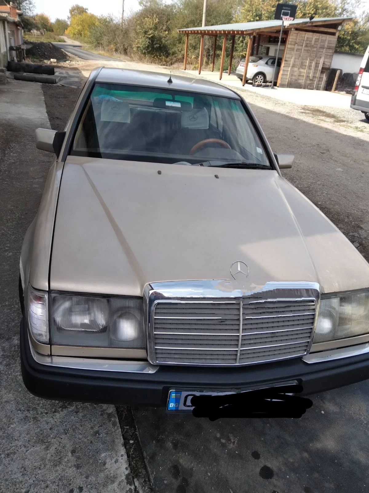 Mercedes-Benz 250  - изображение 2