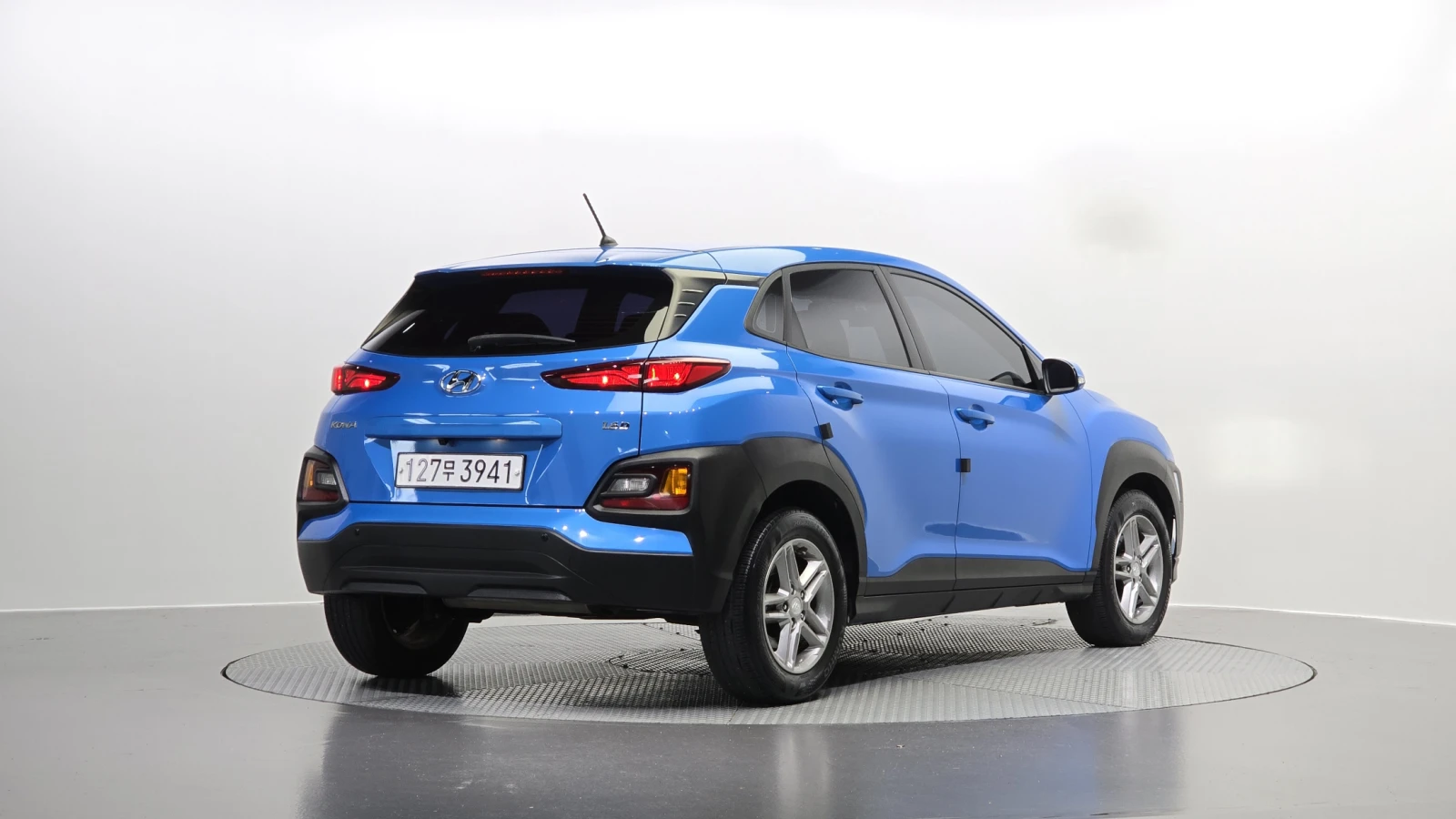 Hyundai Kona 1.6 CRDI / Автоматик / Пълна сервизна история !!! - изображение 2