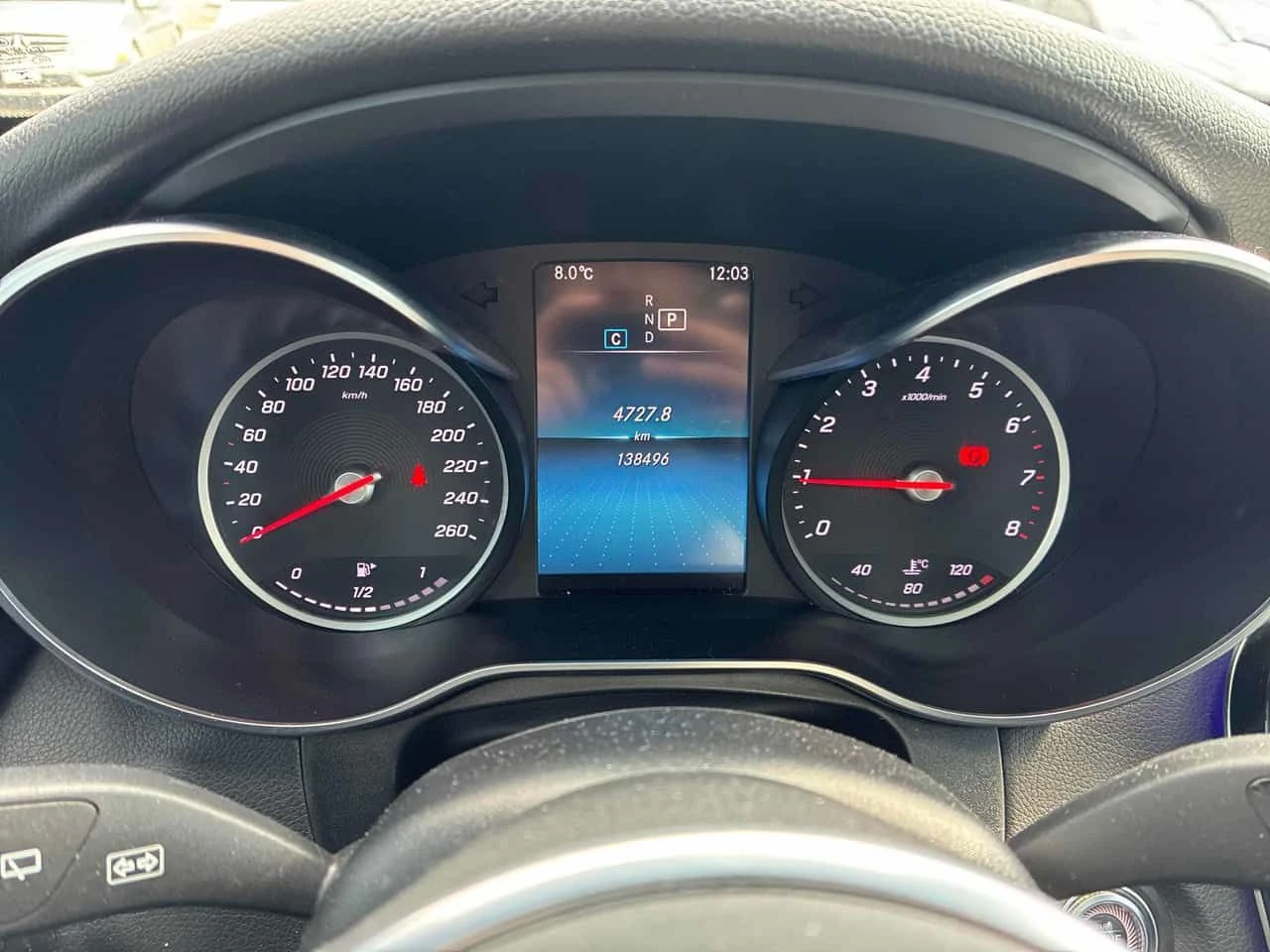 Mercedes-Benz GLC 300 4MATIC * DISTRONIC* PANORAMA* 360КАМЕРА* , снимка 8 - Автомобили и джипове - 53919178