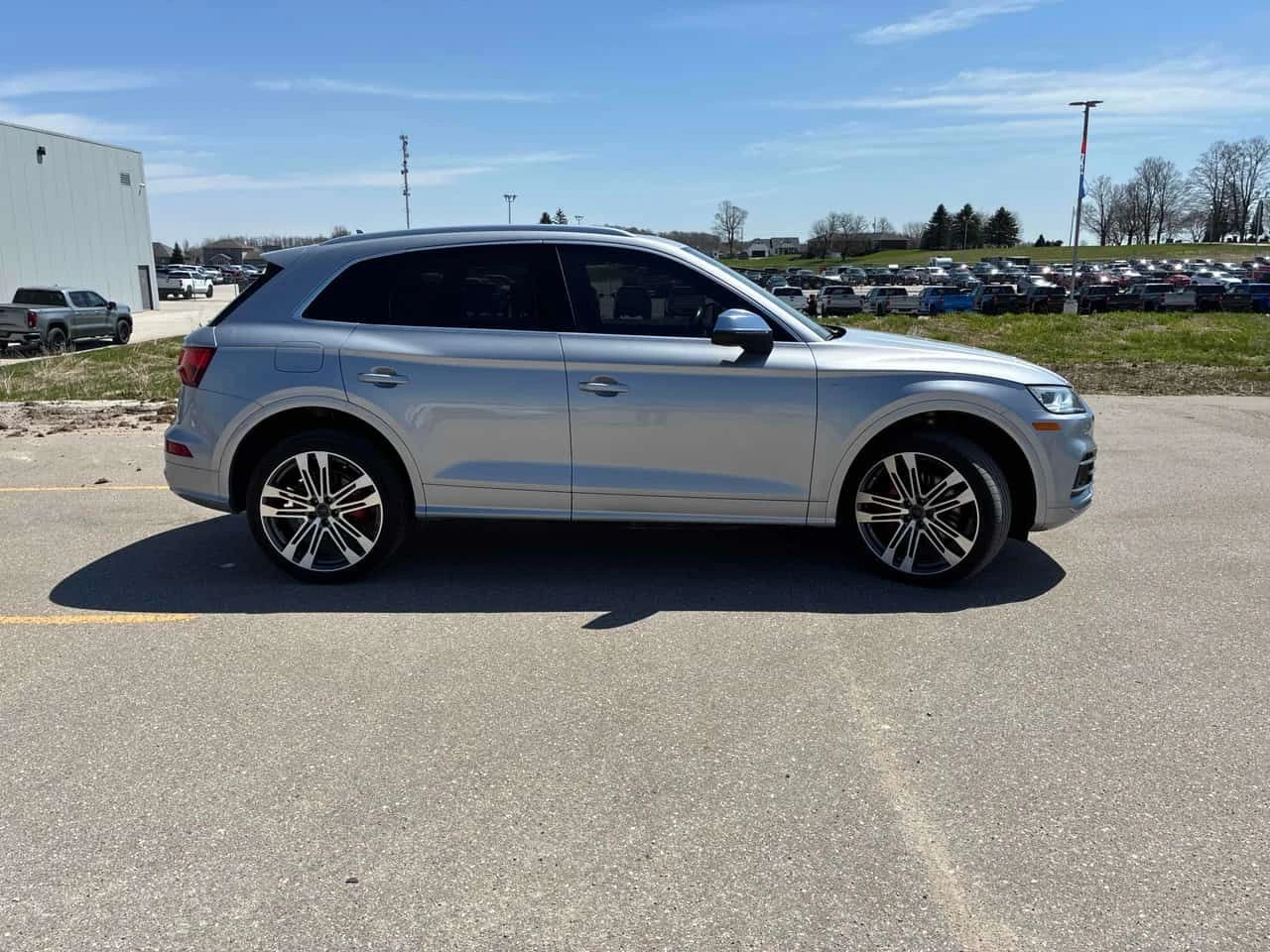 Audi SQ5 Technik  CARFAX, снимка 3 - Автомобили и джипове - 54297066