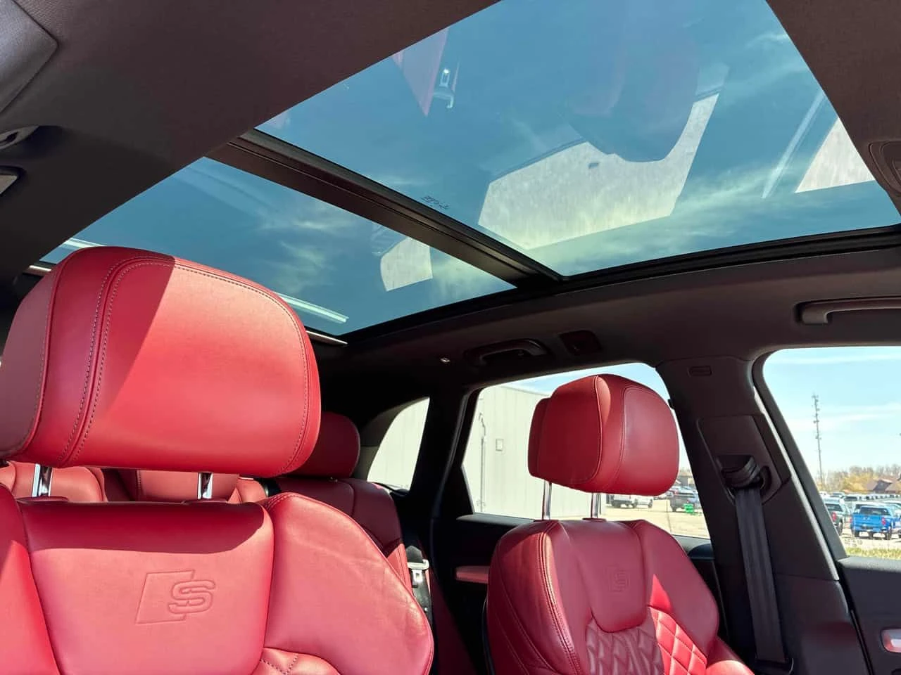 Audi SQ5 Technik  CARFAX, снимка 13 - Автомобили и джипове - 54297066