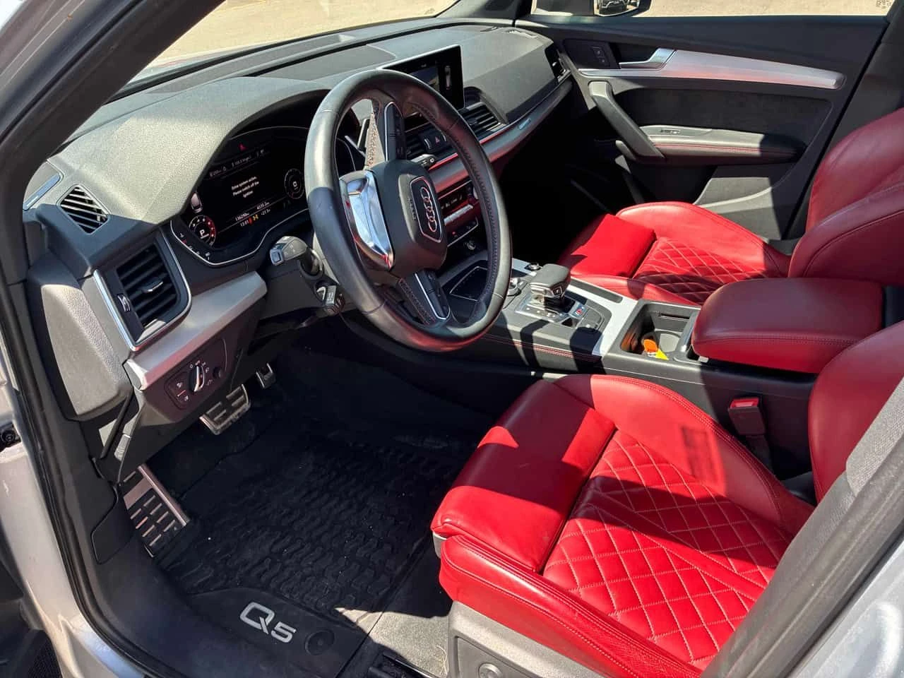 Audi SQ5 Technik  CARFAX, снимка 5 - Автомобили и джипове - 54297066