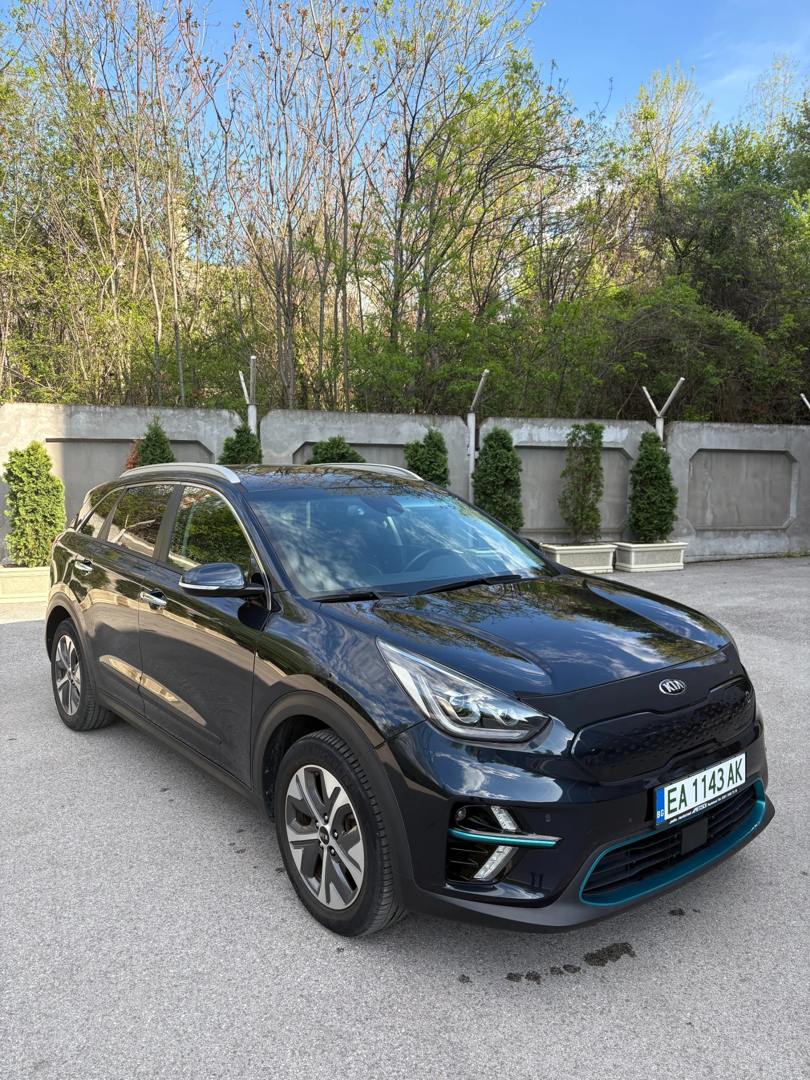 Kia Niro 64 KW , снимка 2 - Автомобили и джипове - 54348231