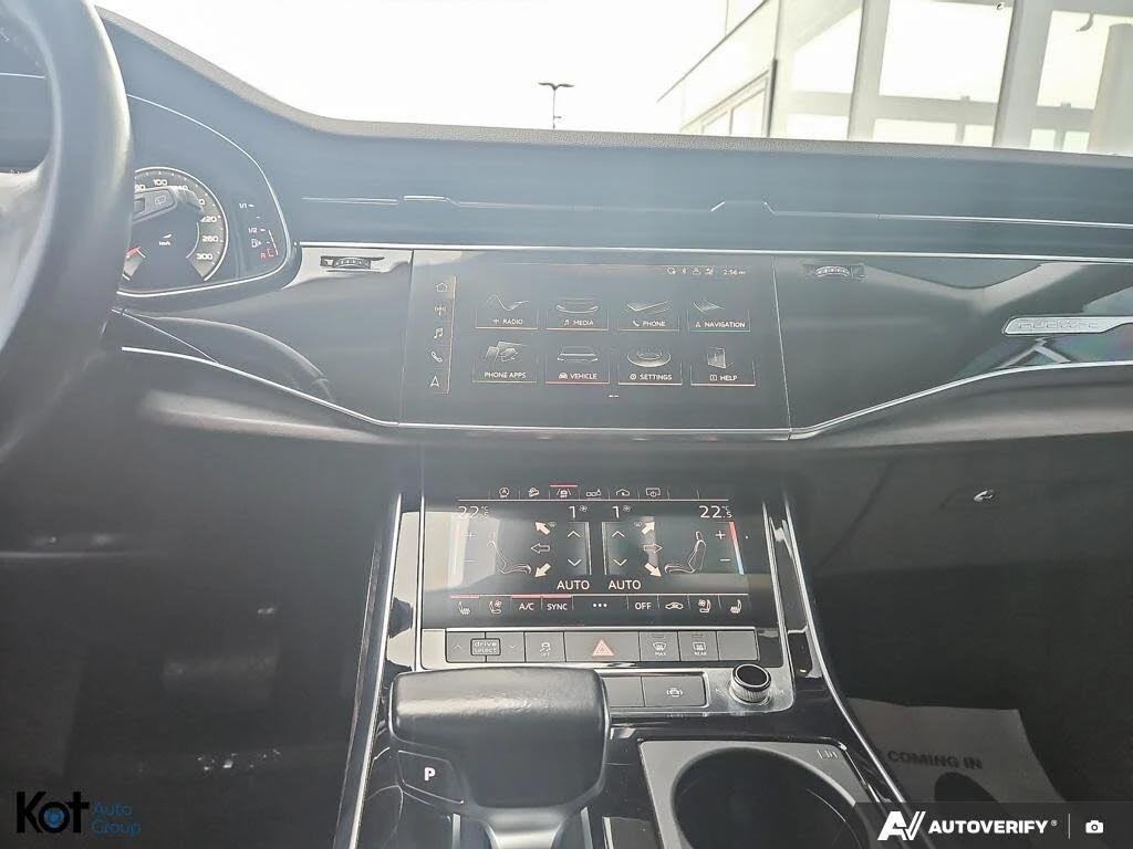 Audi Q8 Progressiv 55 TFSI, снимка 12 - Автомобили и джипове - 55094929