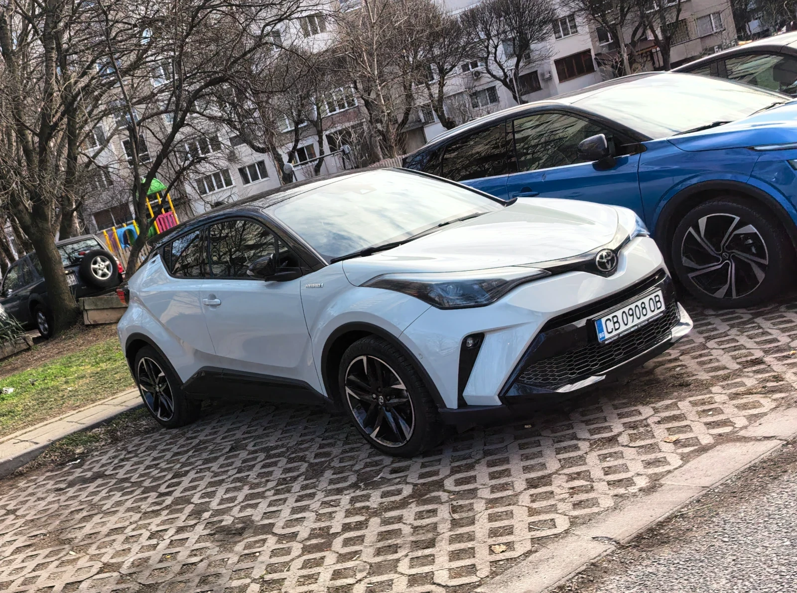 Toyota C-HR, снимка 2 - Автомобили и джипове - 55240471