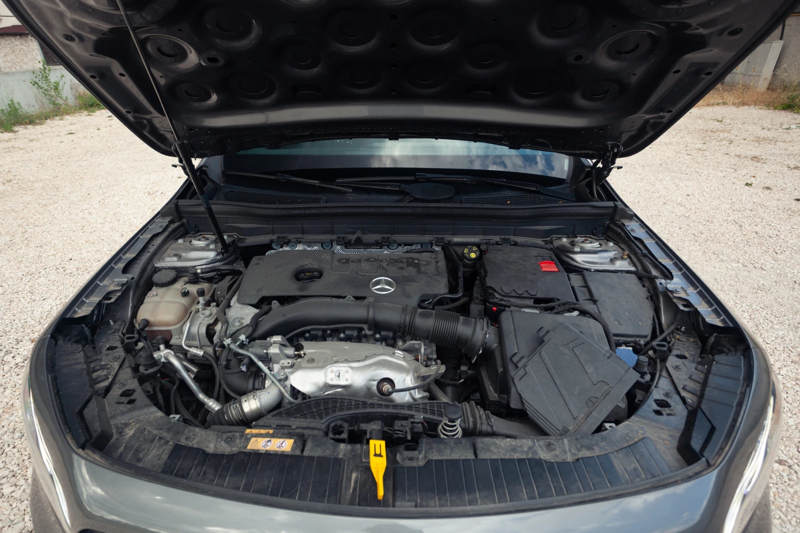 Mercedes-Benz GLB 250 4x4, снимка 8 - Автомобили и джипове - 55243959