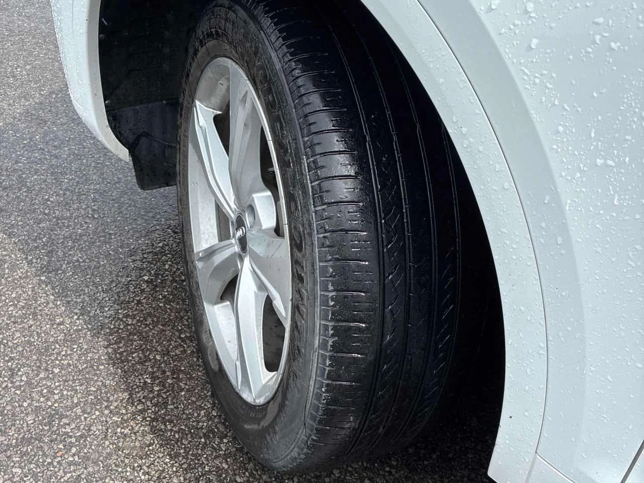 Audi Q5 * Progressiv * CARFAX * ОПЦИЯ ЗА ФИНАНСИРАНЕ, снимка 15 - Автомобили и джипове - 55316649