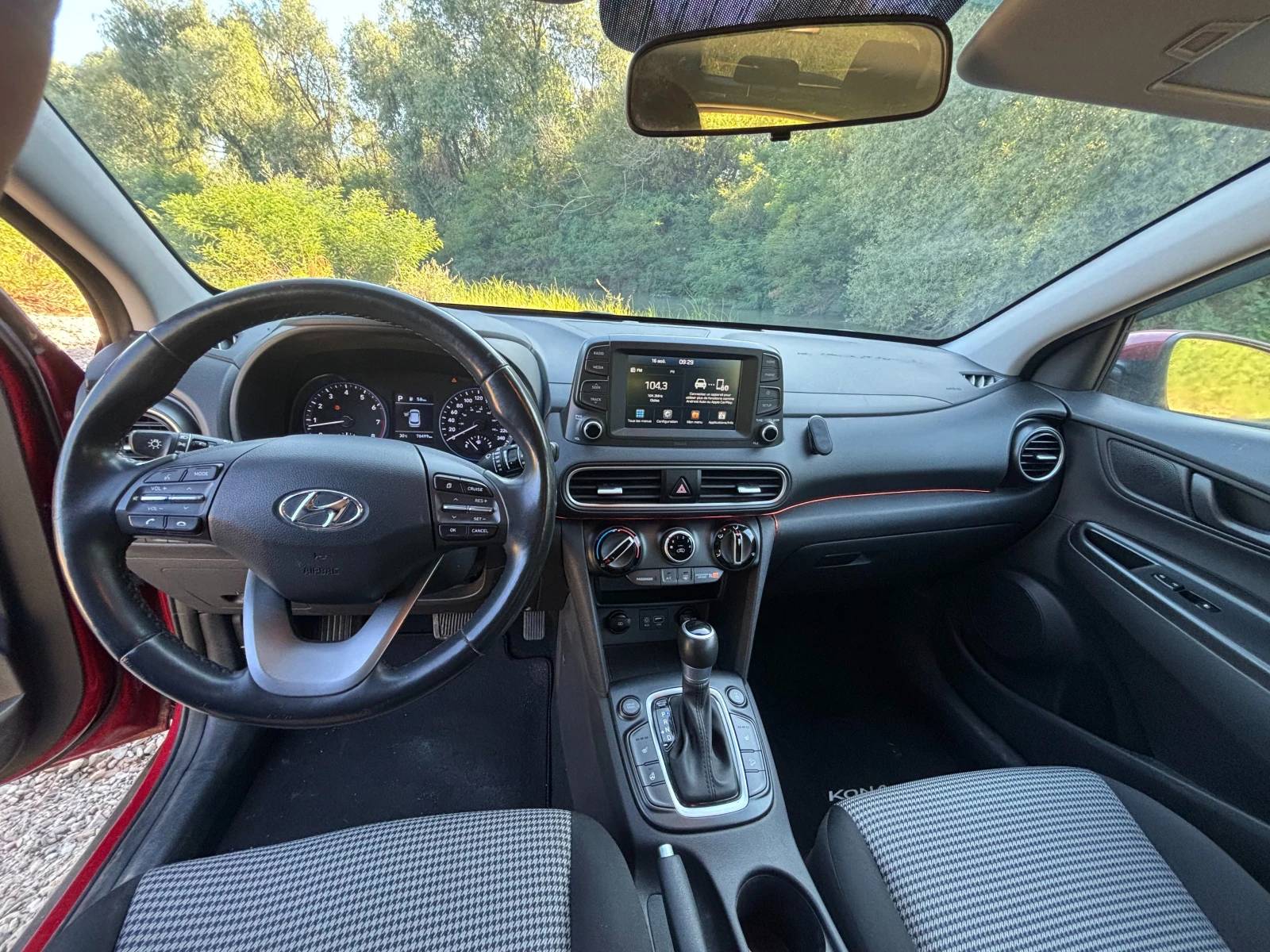 Hyundai Kona 2.0 AWD, снимка 10 - Автомобили и джипове - 55694086