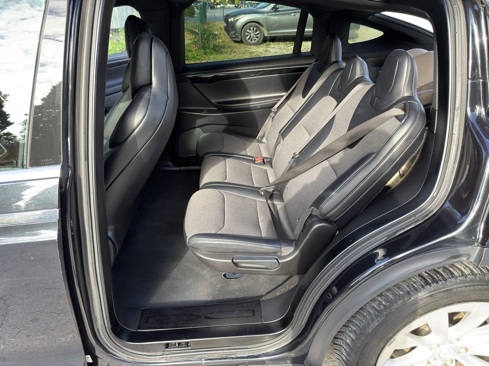 Tesla Model X 100D, снимка 9 - Автомобили и джипове - 56645558