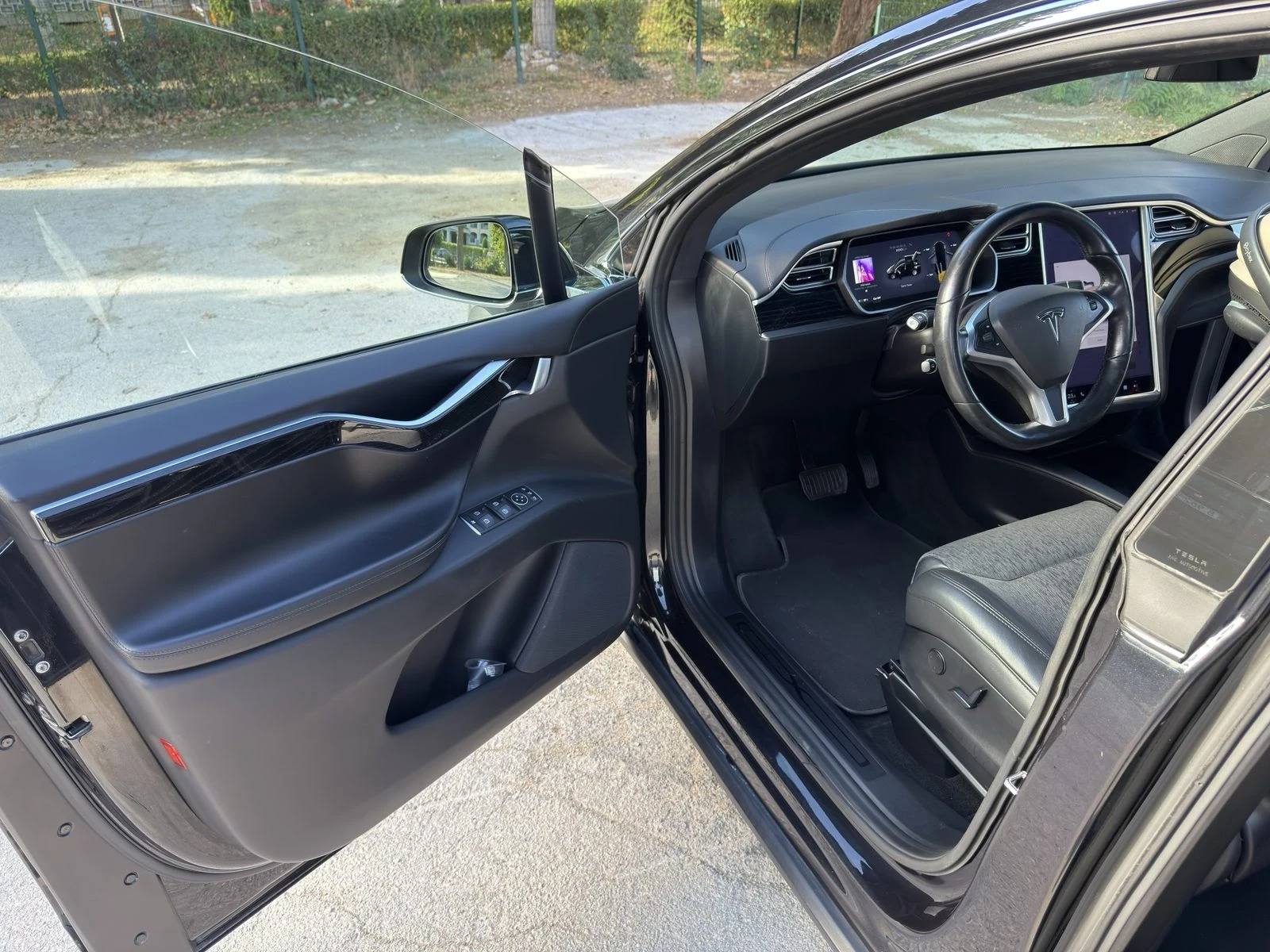 Tesla Model X 100D, снимка 7 - Автомобили и джипове - 56645558