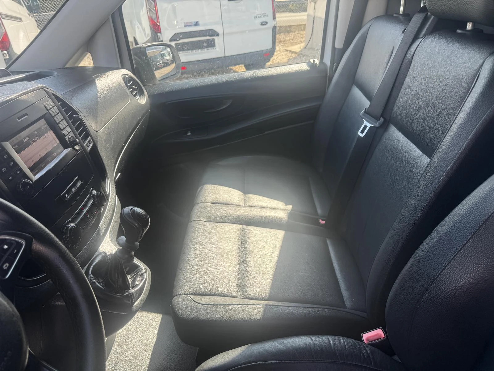 Mercedes-Benz Vito, снимка 13 - Бусове и автобуси - 55363588