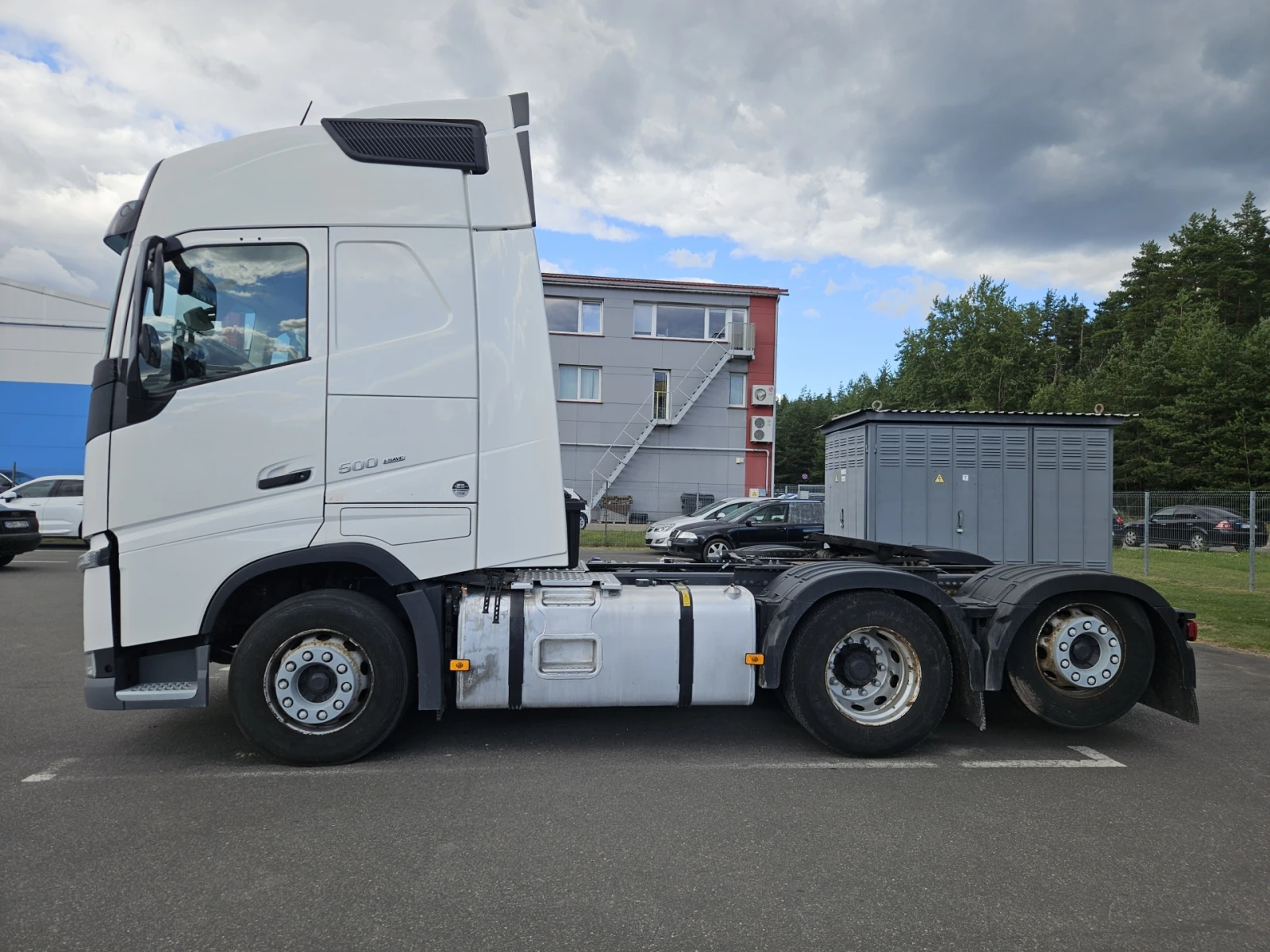 Volvo Fh 6x2, снимка 3 - Камиони - 55844143