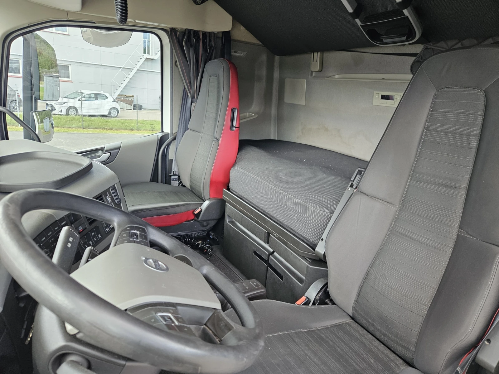 Volvo Fh 6x2, снимка 6 - Камиони - 55844143